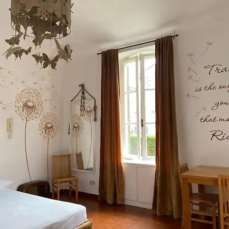 Novecento Charming Couette-café