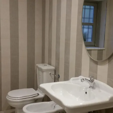 住宿加早餐酒店 Novecento Charming 阿维里亚那