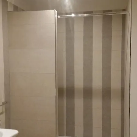 Novecento Charming 4* 阿维里亚那