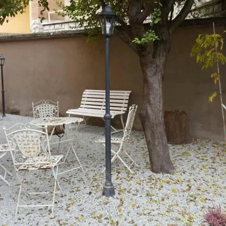 Novecento Charming 阿维里亚那