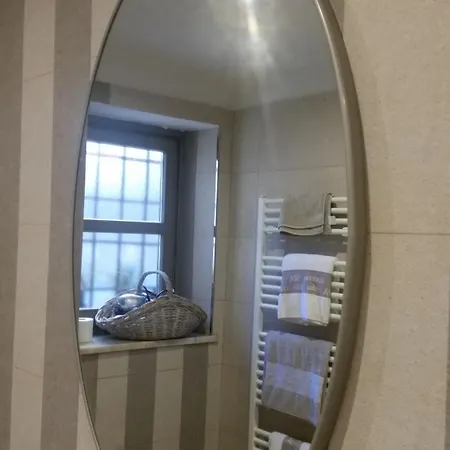 住宿加早餐酒店 Novecento Charming 阿维里亚那