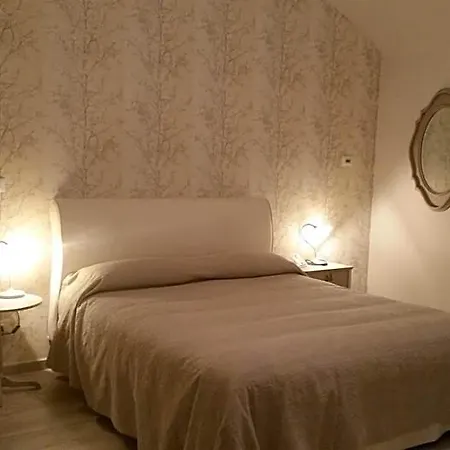 Novecento Charming Couette-café